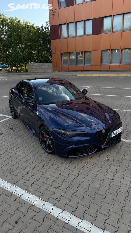 Alfa Romeo Giulia, Alfa Romeo Giulia Quadrifoglio